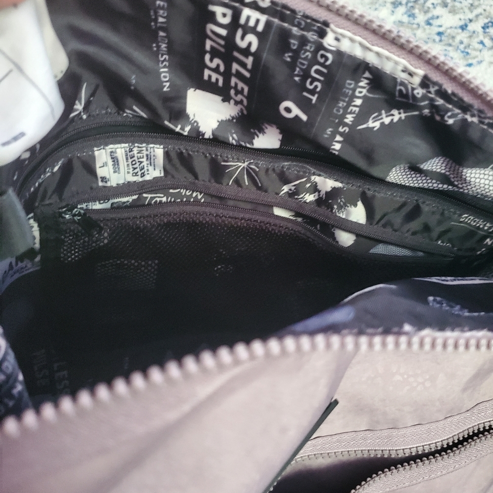 Reebok bag - Picture 4 of 5